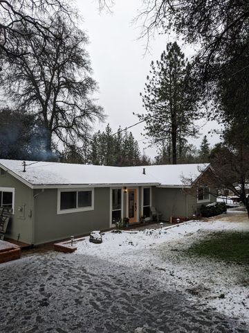 10601 Lime Kiln Rd, Grass Valley, CA 95949