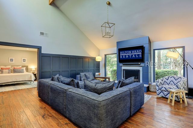 55 Wood Duck Rd, Hilton Head Island, SC 29928