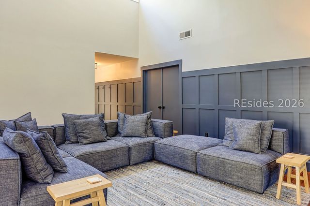 55 Wood Duck Rd, Hilton Head Island, SC 29928