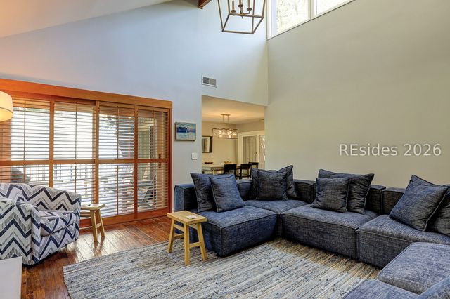 55 Wood Duck Rd, Hilton Head Island, SC 29928