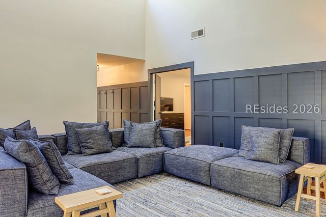 55 Wood Duck Rd, Hilton Head Island, SC 29928