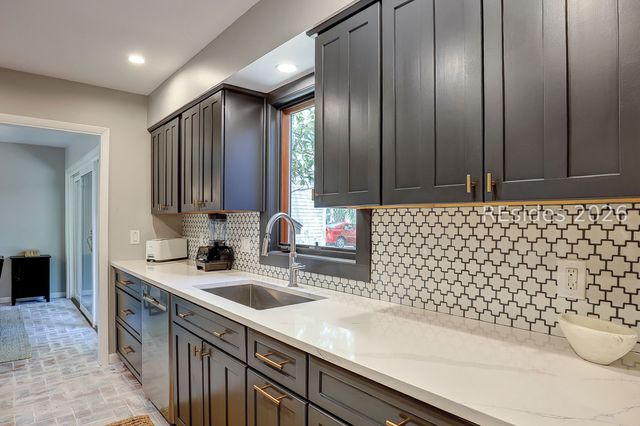 55 Wood Duck Rd, Hilton Head Island, SC 29928