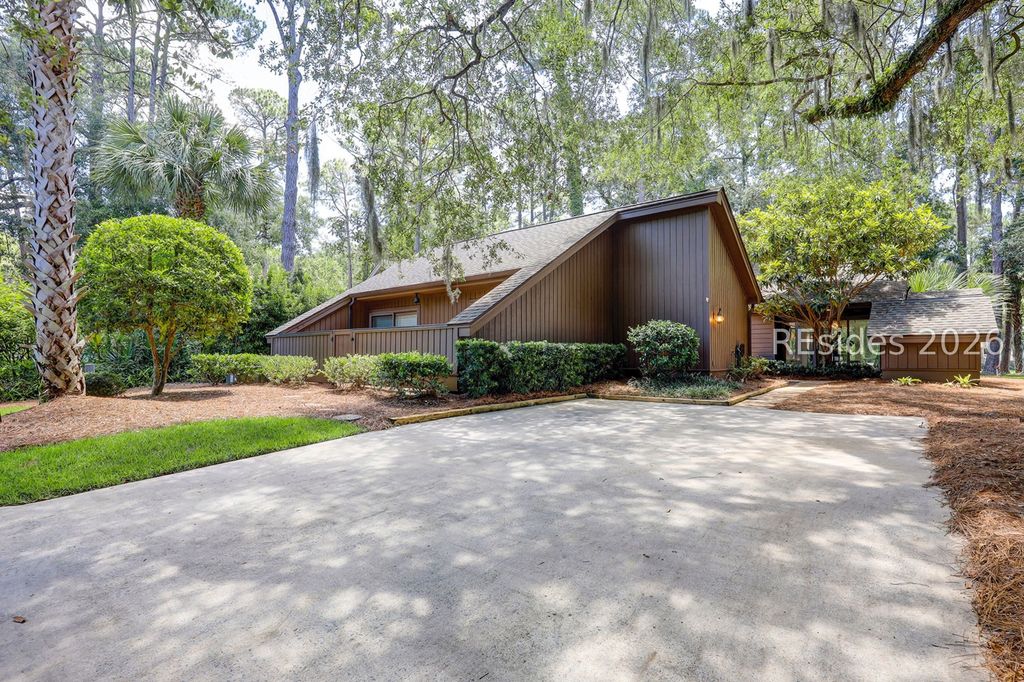 55 Wood Duck Rd, Hilton Head Island, SC 29928