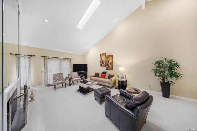 8000 Donore Pl Apt 10, San Antonio, TX 78229