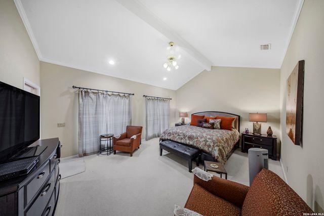 8000 Donore Pl Apt 10, San Antonio, TX 78229