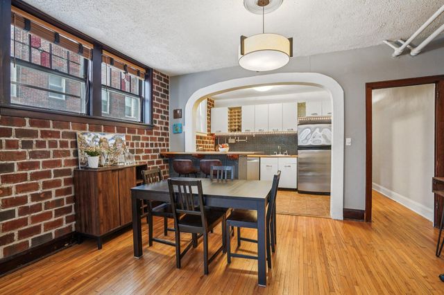 4144 Bryant Avenue S 5, Minneapolis, MN 55409