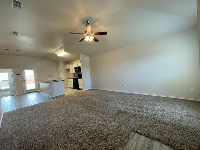7513 103rd Street, Lubbock, TX 79424
