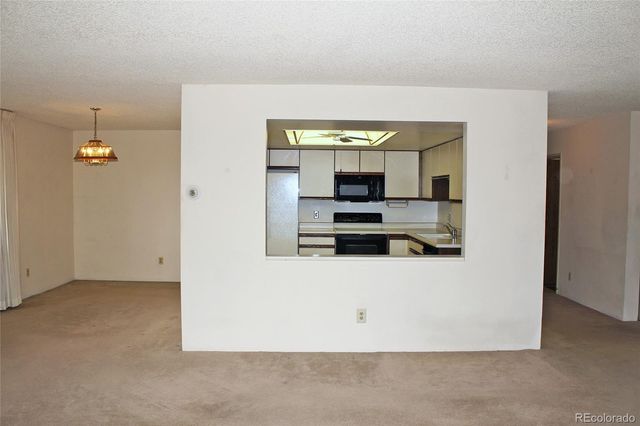 13850 E Marina Drive 101, Aurora, CO 80014