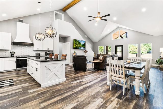 7196 South County Road 458, Normangee, TX 77871