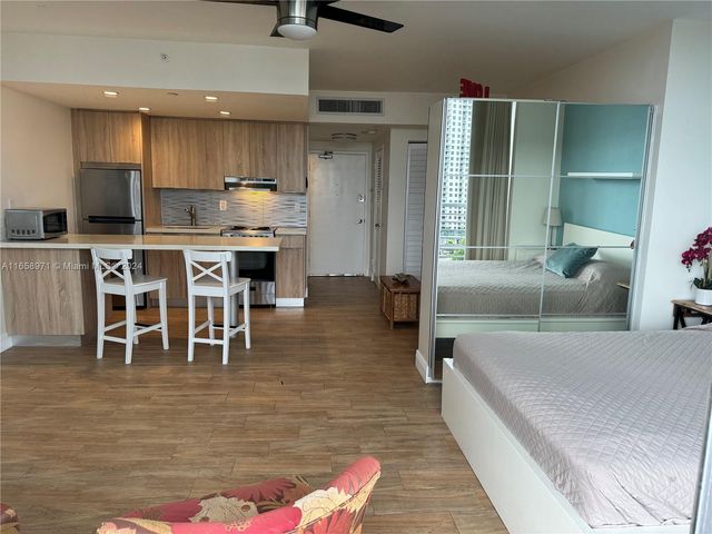 1720 Harrison St 15F, Hollywood, FL 33020