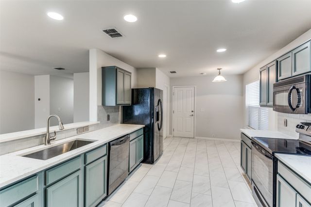 10405 Nettie Street, Fort Worth, TX 76244