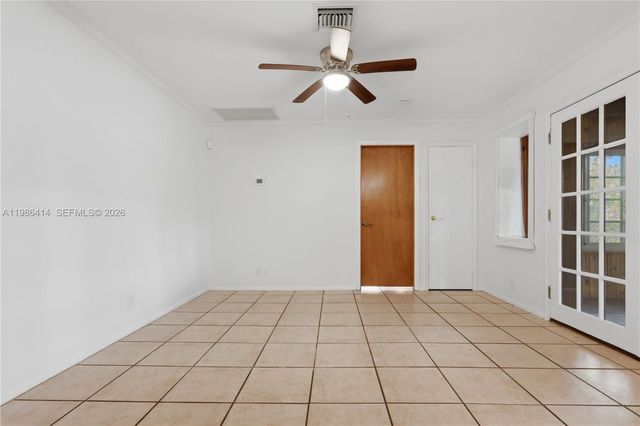 4512 SW 27th Ter, Dania Beach, FL 33312