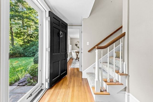 8 Lebaron Way, Mattapoisett, MA 02739