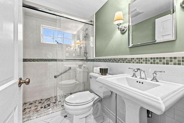8 Lebaron Way, Mattapoisett, MA 02739