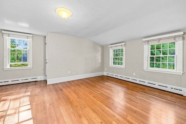 8 Lebaron Way, Mattapoisett, MA 02739