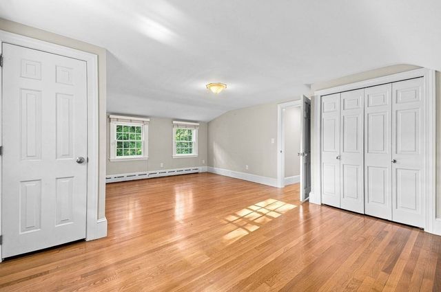 8 Lebaron Way, Mattapoisett, MA 02739
