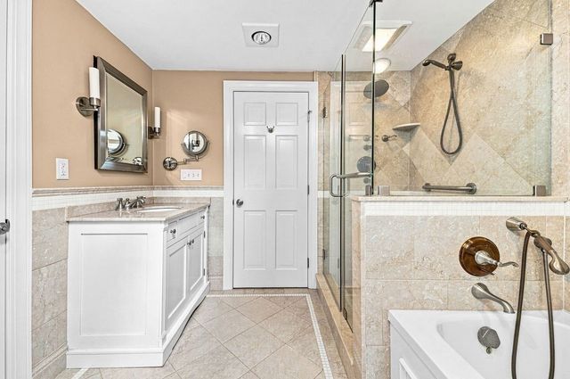 8 Lebaron Way, Mattapoisett, MA 02739
