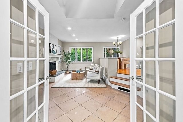 8 Lebaron Way, Mattapoisett, MA 02739