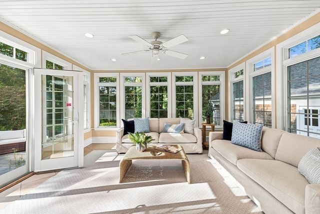 8 Lebaron Way, Mattapoisett, MA 02739