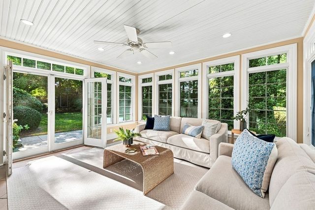 8 Lebaron Way, Mattapoisett, MA 02739