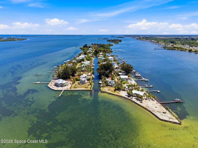 42 Vip Island A, Grant-valkaria, FL 32949