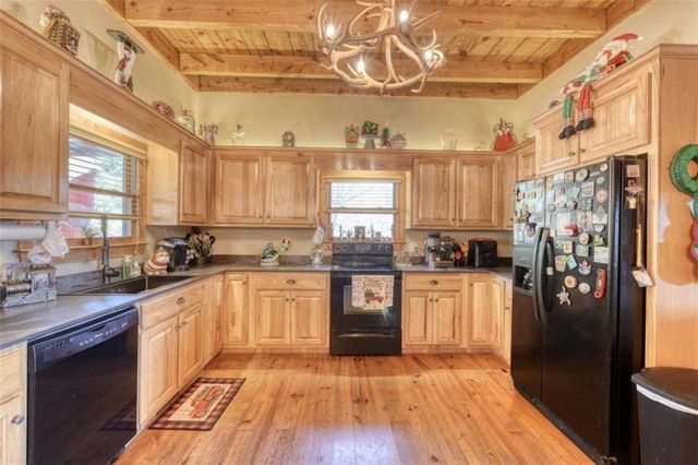 2567 Todd Shook Road, Young Harris, GA 30582