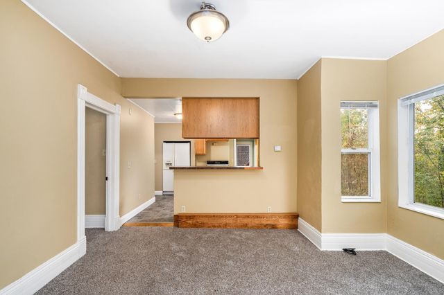 1324 E 2nd Street, Duluth, MN 55805