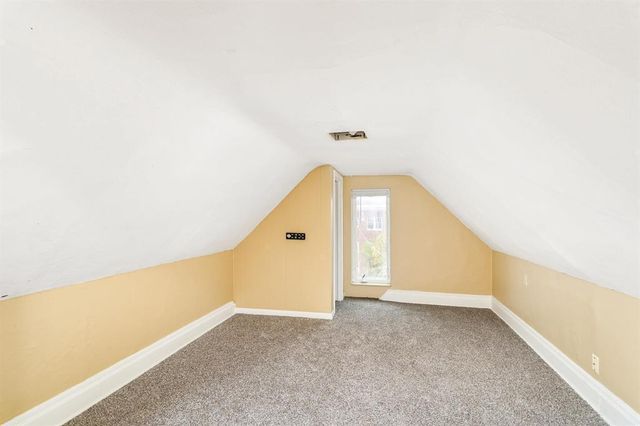 1324 E 2nd Street, Duluth, MN 55805