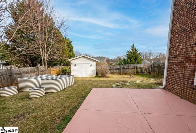 14 St Thomas Court, Greer, SC 29651