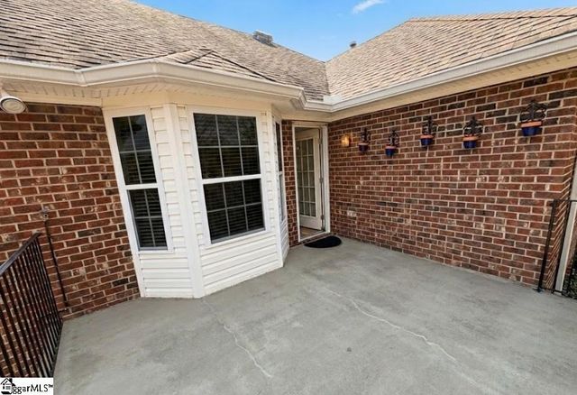 14 St Thomas Court, Greer, SC 29651