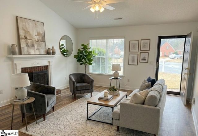 14 St Thomas Court, Greer, SC 29651