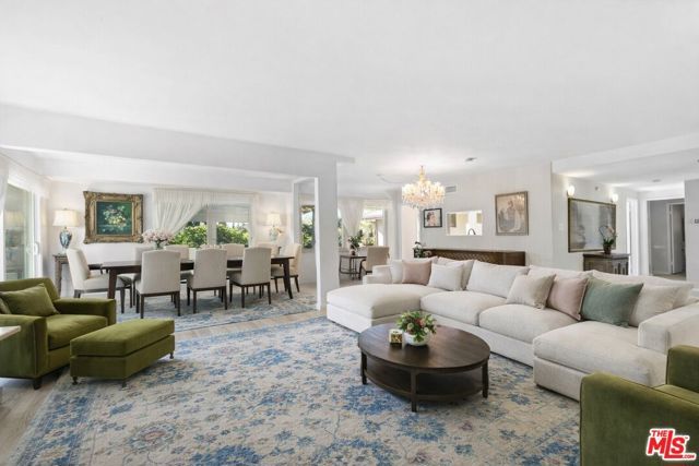 8479 Moorcroft Avenue, West Hills (los Angeles), CA 91304