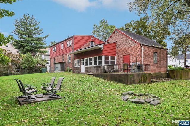513 Chestnut Place, Teaneck, NJ 07666