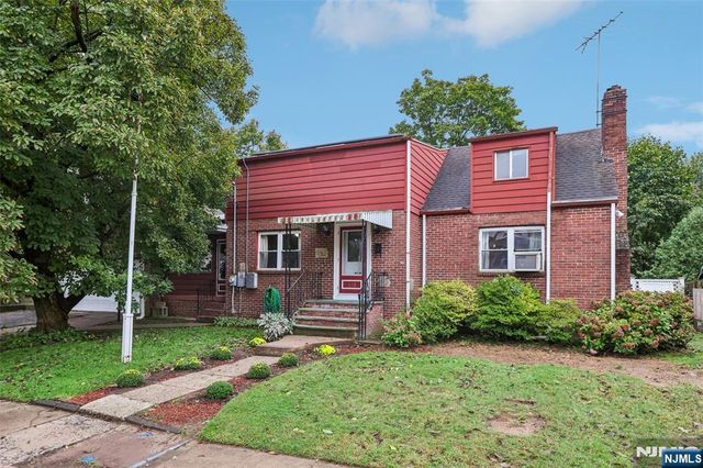 513 Chestnut Place, Teaneck, NJ 07666
