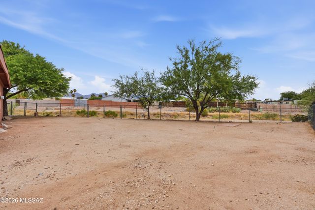 2469 S Kevin Drive, Tucson, AZ 85748