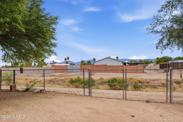 2469 S Kevin Drive, Tucson, AZ 85748