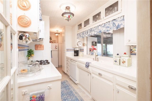 4600 Sunnyside Drive, Riverside, CA 92506