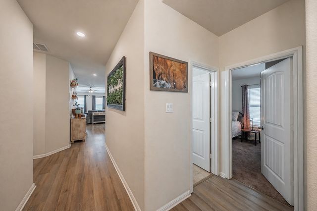 633 Buzzard Lake Trail, Fort Worth, TX 76120