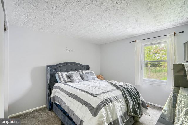 9405 PERGLEN RD, Nottingham, MD 21236