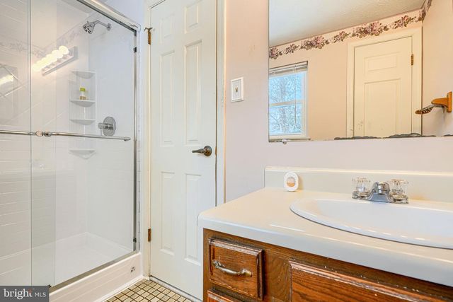 9405 PERGLEN RD, Nottingham, MD 21236