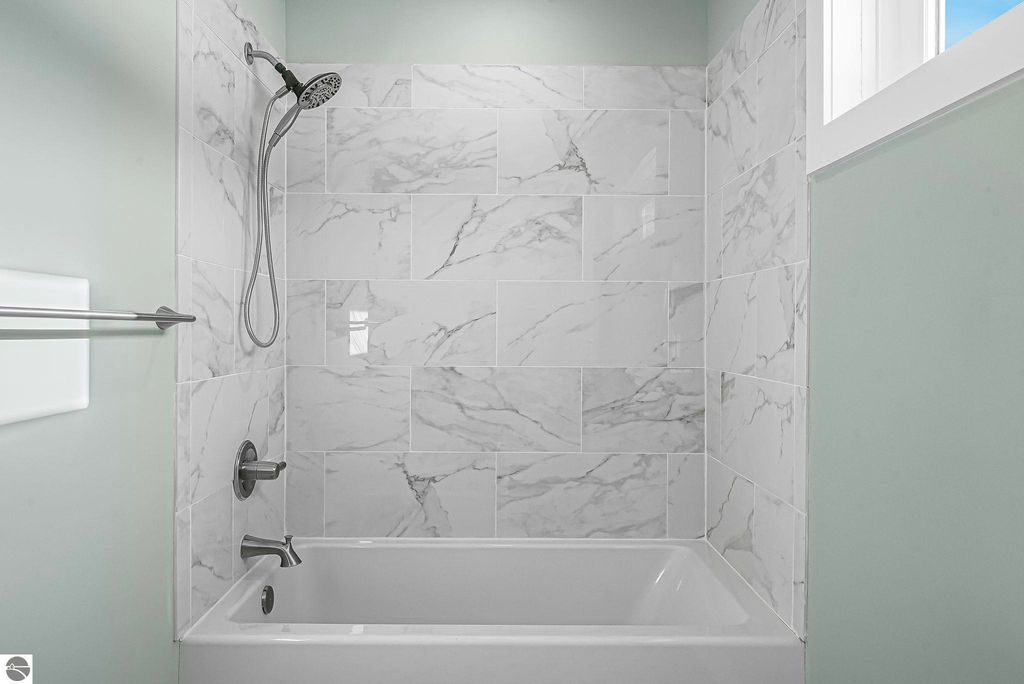 Image 25 of property listing at 4475 Edwin Boulevard, Grawn, MI 49637