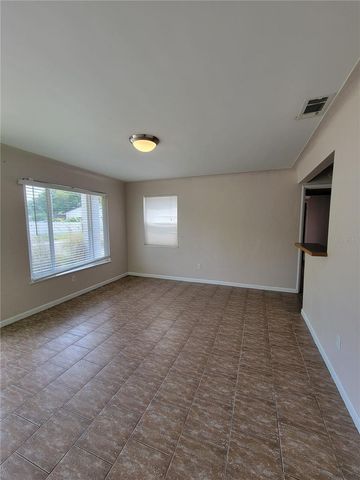 250 37TH STREET N, St Petersburg, FL 33713