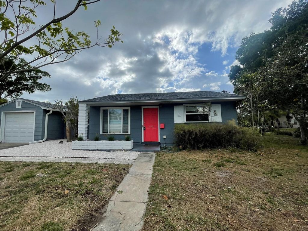 250 37TH STREET N, St Petersburg, FL 33713