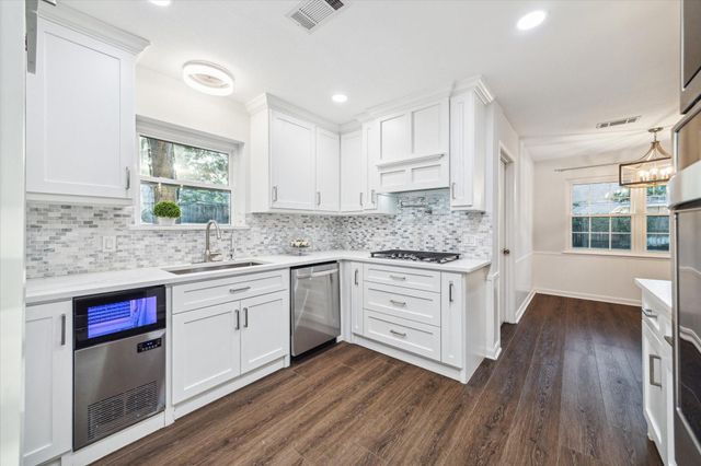 10014 Moorberry Lane, Houston, TX 77080