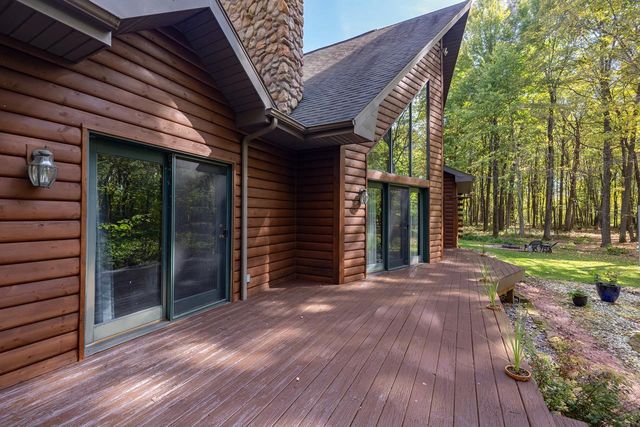 2897 NICK AVENUE, Kronenwetter, WI 54455