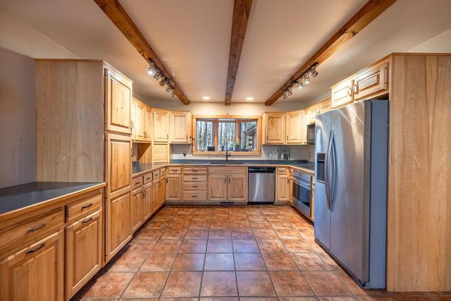 2897 NICK AVENUE, Kronenwetter, WI 54455