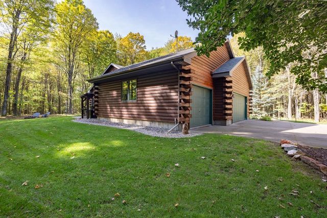 2897 NICK AVENUE, Kronenwetter, WI 54455