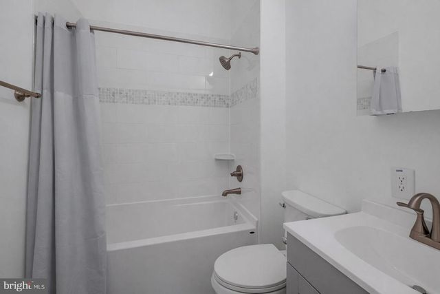 3002 BUNKER HILL RD, Mount Rainier, MD 20712