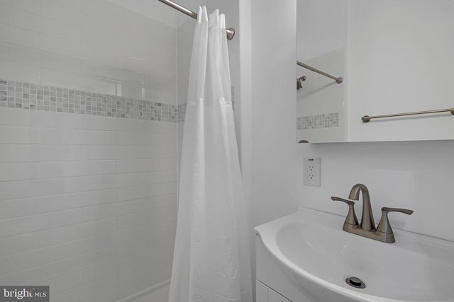 3002 BUNKER HILL RD, Mount Rainier, MD 20712