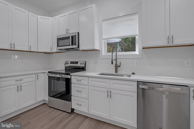 3002 BUNKER HILL RD, Mount Rainier, MD 20712